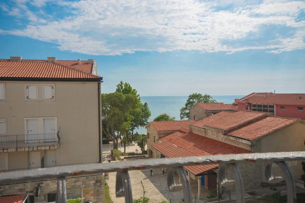 Seaside Apartments Petrovac ภายนอก รูปภาพ